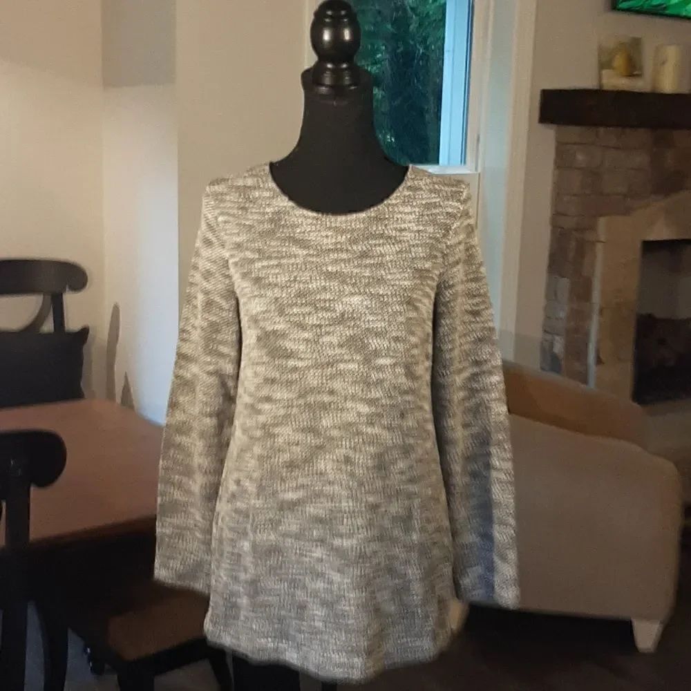 Croft & Barrow Black and White Sweater